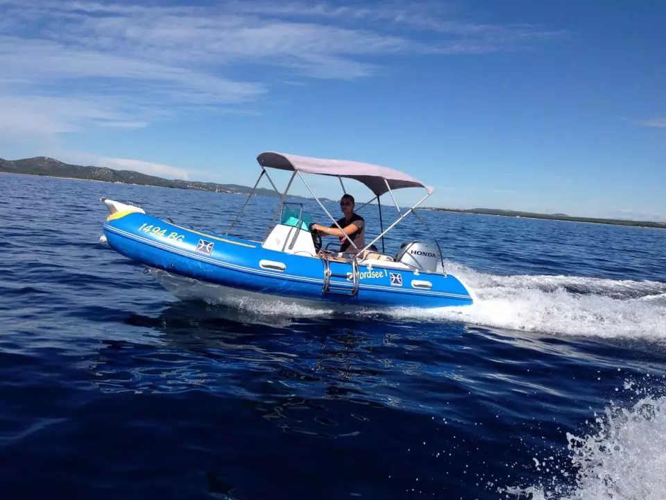 Hurricane RIB 430 mieten